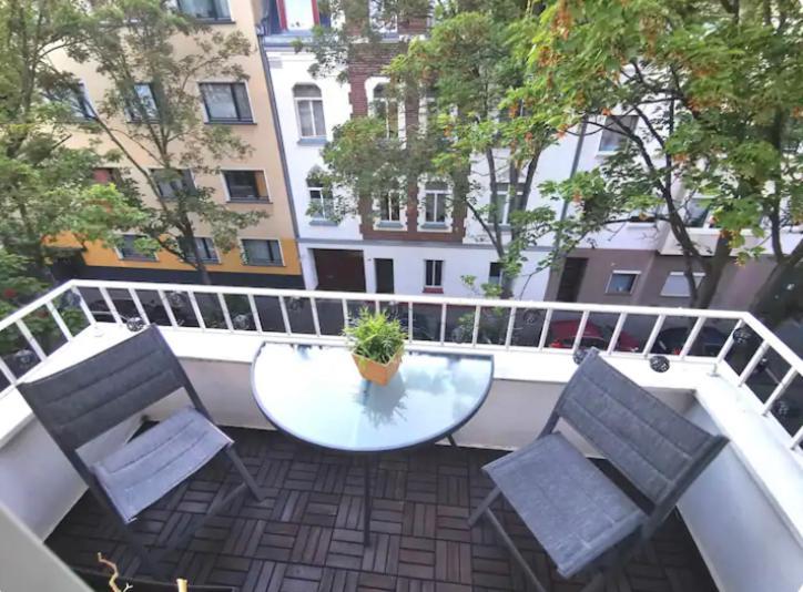 "Greensun-Homes" Messe, Flughafen Und Zentrums Nah, Ruhig, Modern, Schnelles Wlan, Balkon Und Kueche, Freies Parken, 4 Schlafplaetze Moeglich Kolonia Zewnętrze zdjęcie